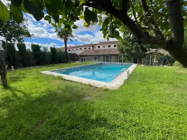 Casa o chalet en venta en Calle de la Cruz Dorada, Trujillo