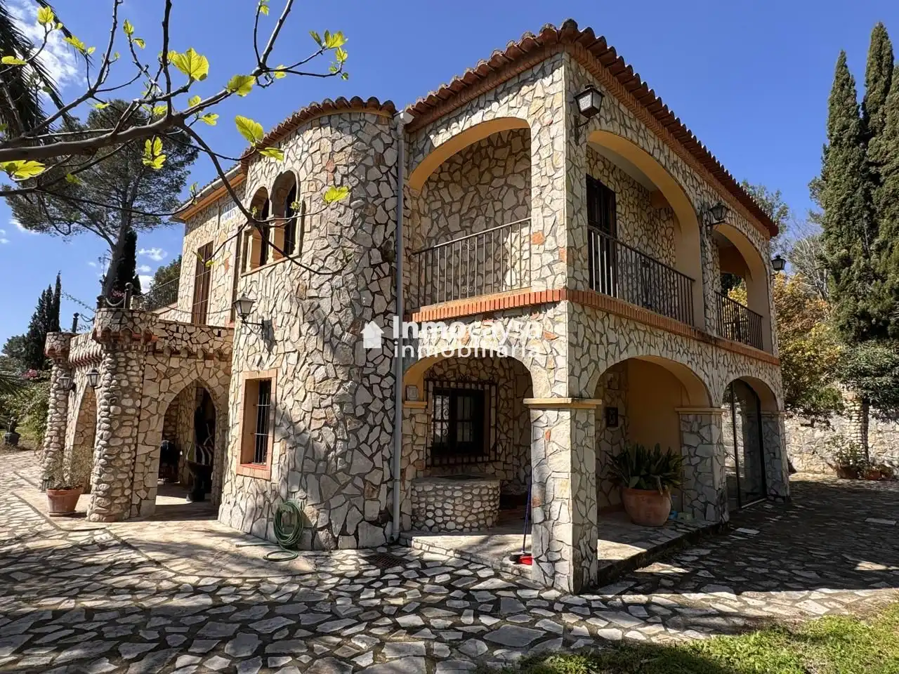 Casa amb piscina en venda a Xàtiva