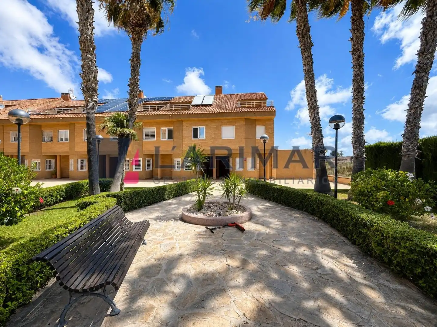 Vista exterior de Casa o xalet de lloguer en Alicante / Alacant amb Aire condicionat, Terrassa i Traster