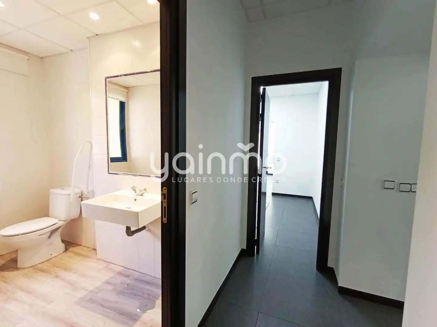 Baño de Local de alquiler en Jaén