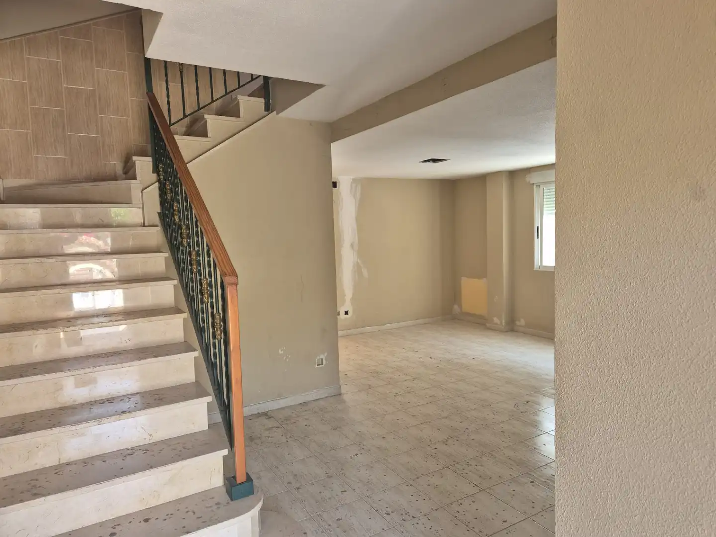 Casa adosada en venta en Gandia con Terraza y Trastero