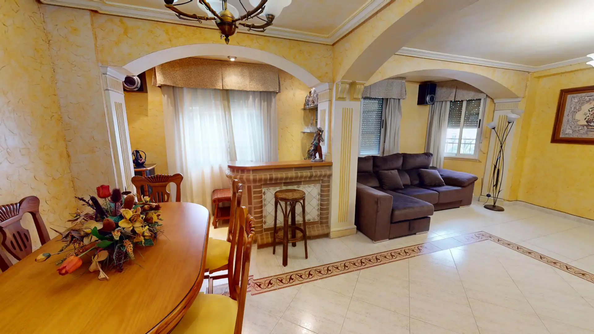 Sala d'estar de Pis en venda en Crevillent amb Moblat