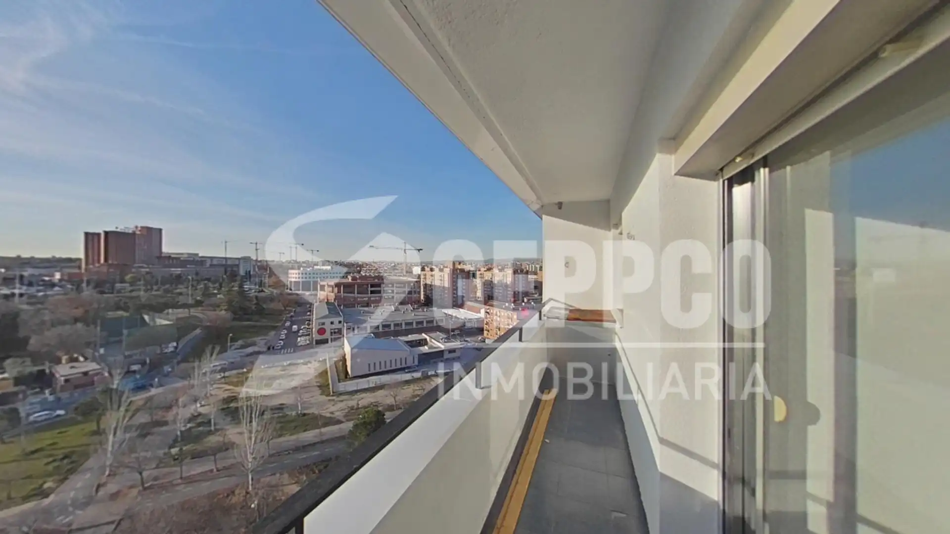 Pis en venda a Calle de Carabelos, San Fermín