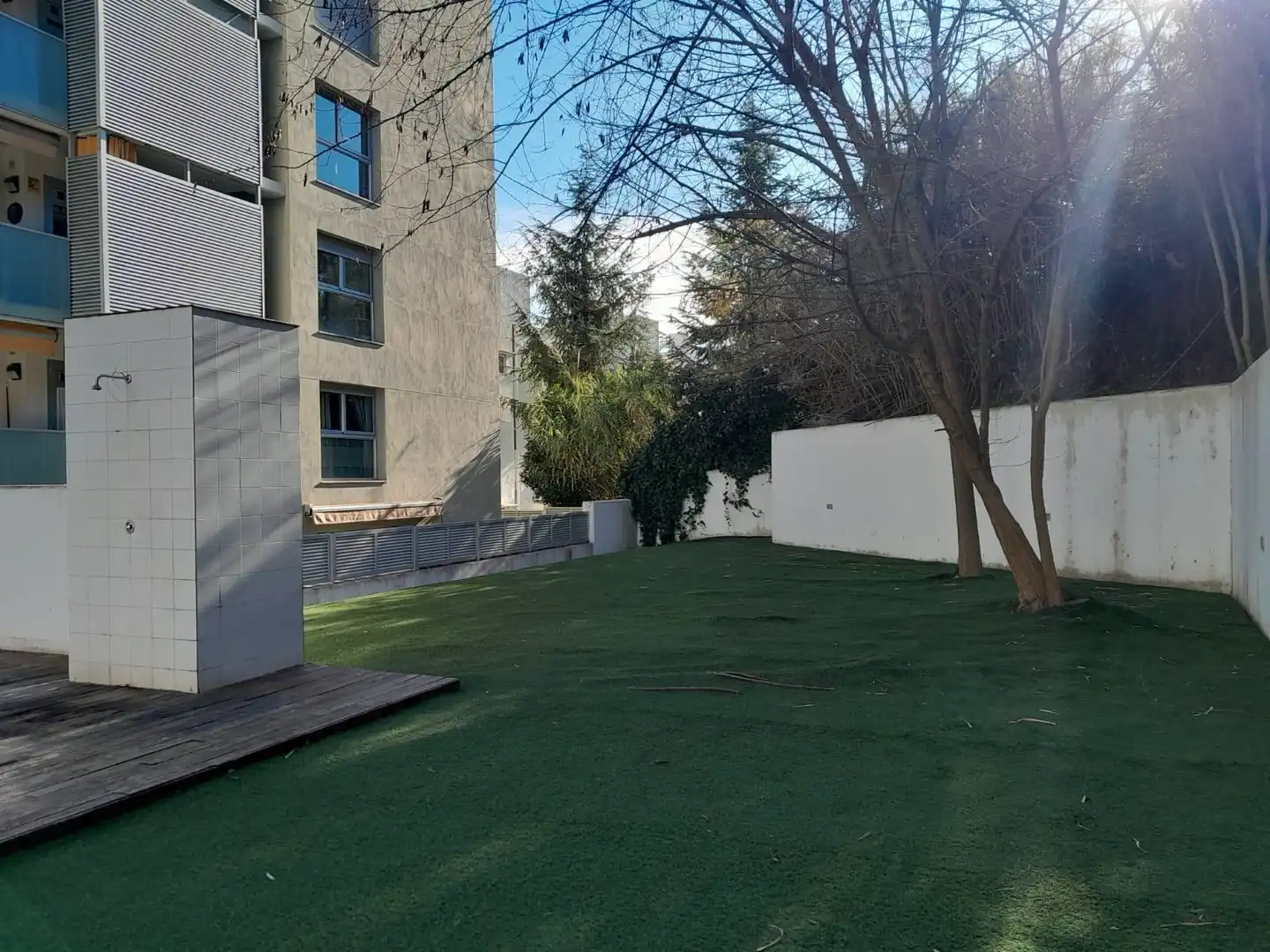 Vista exterior de Pis en venda en Arenys de Mar amb Aire condicionat, Calefacció i Jardí privat