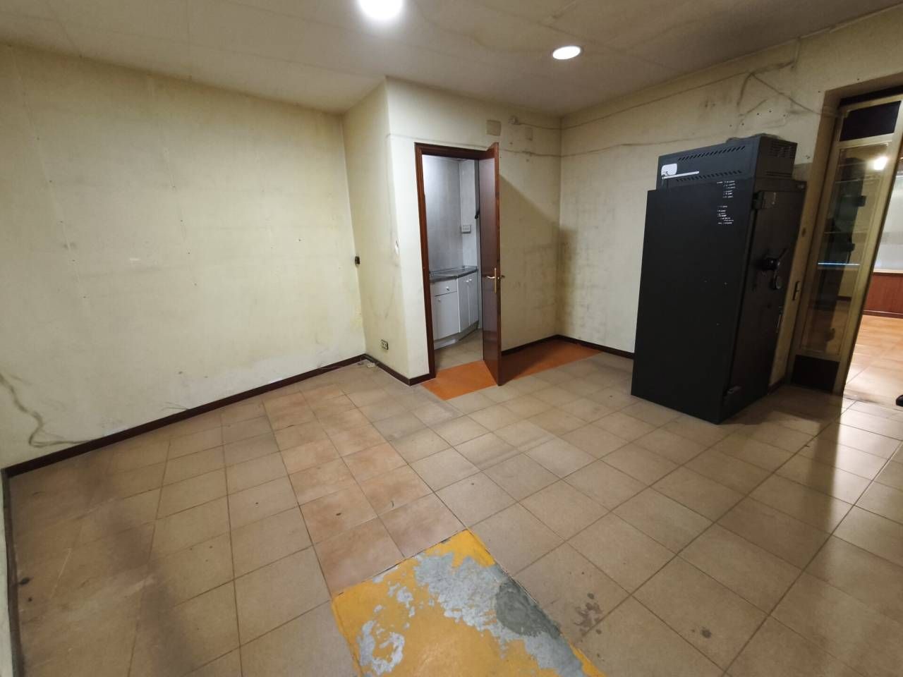 Local de lloguer en Santa Coloma de Gramenet amb Aire condicionat