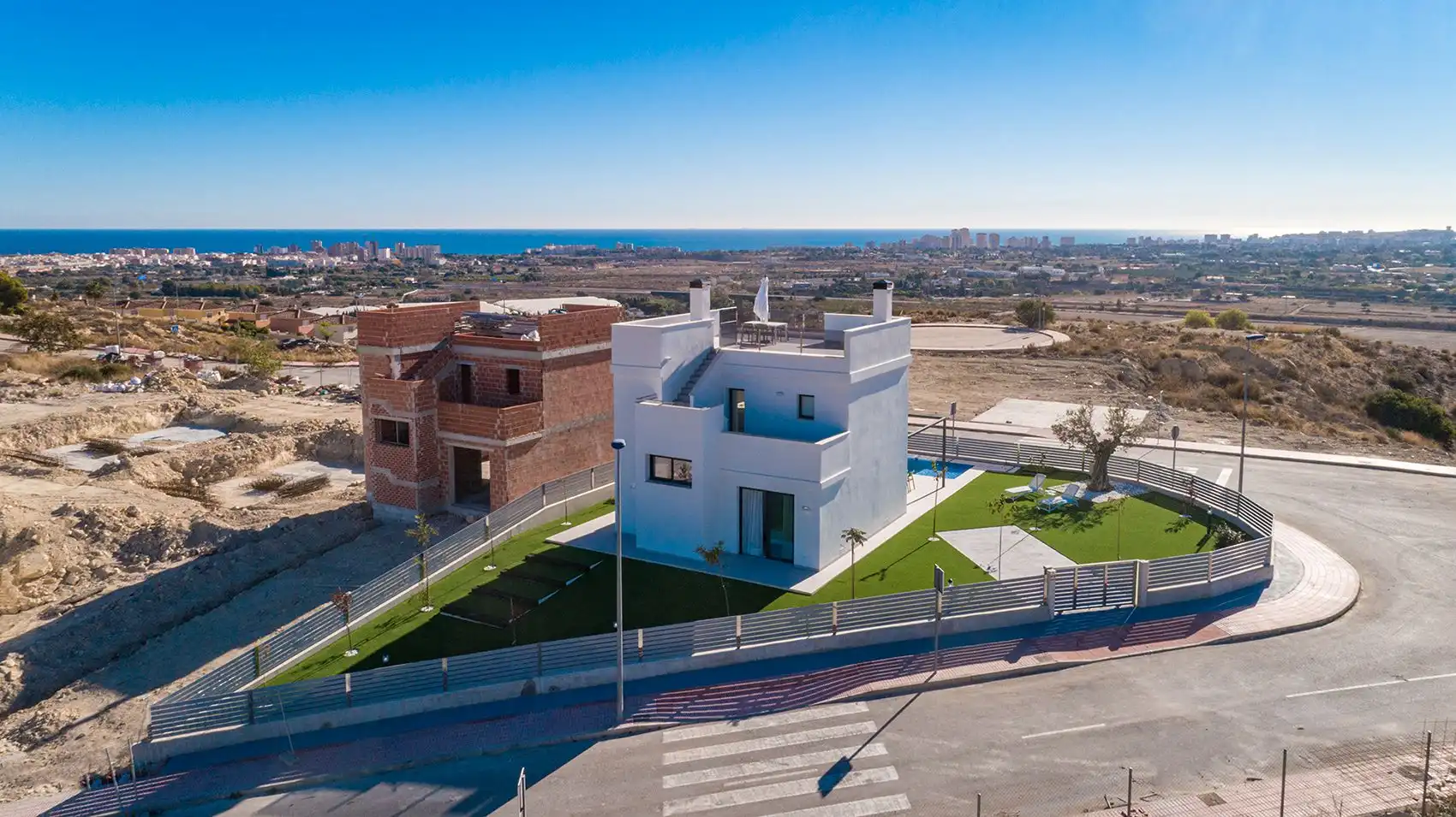 Vista exterior de Casa o chalet en venta en Mutxamel con Jardín privado, Terraza y Piscina