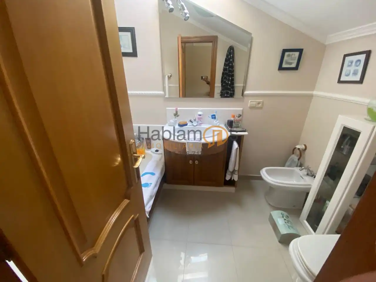 Baño de Casa o chalet en venta en A Illa de Arousa  con Calefacción, Jardín privado y Terraza
