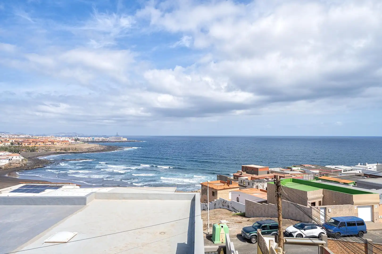 Vista exterior de Casa o chalet en venta en Telde con Aire acondicionado, Terraza y Amueblado