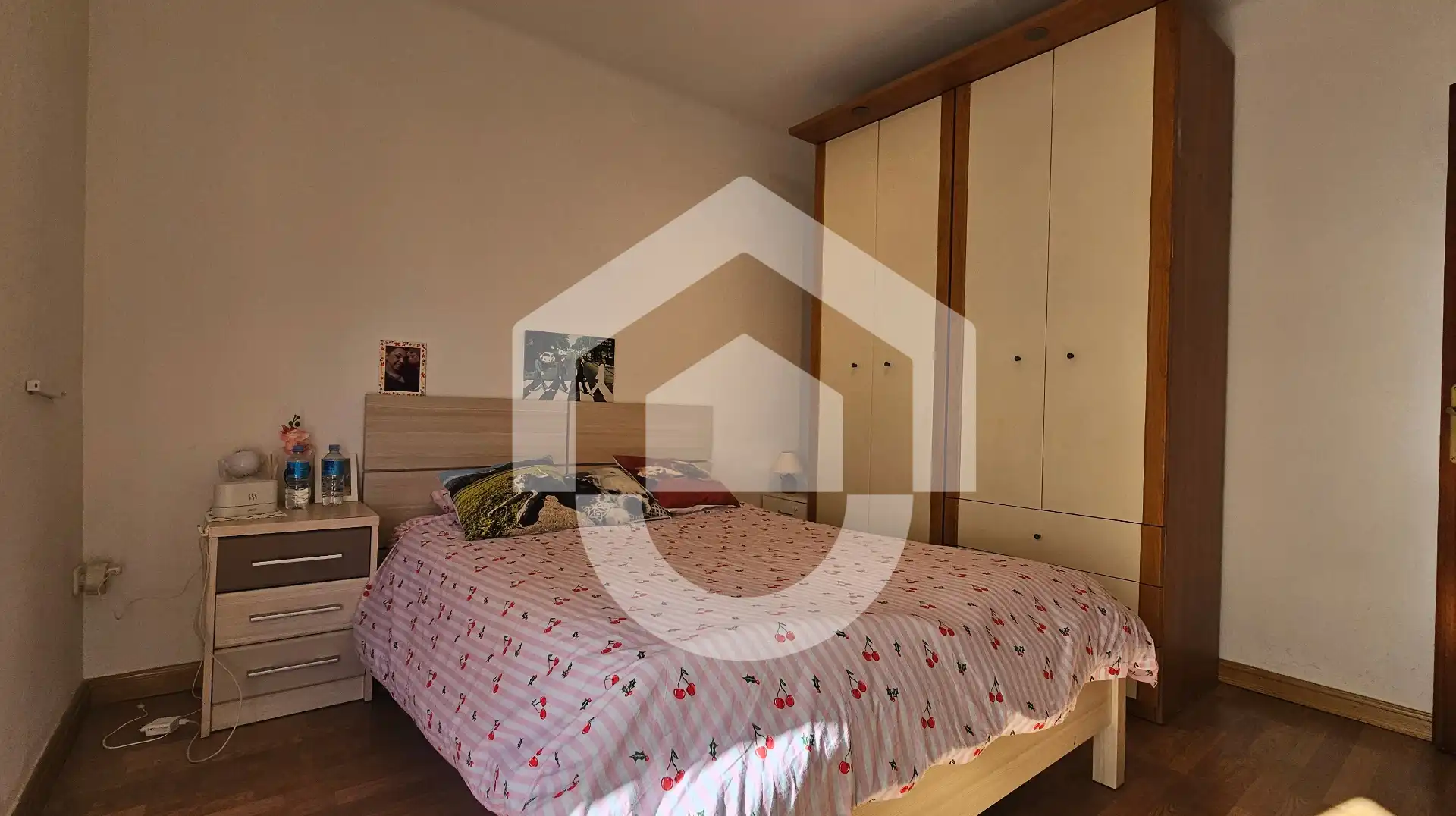 Habitación de Piso en venta en Barcelona con Aire acondicionado y Balcón