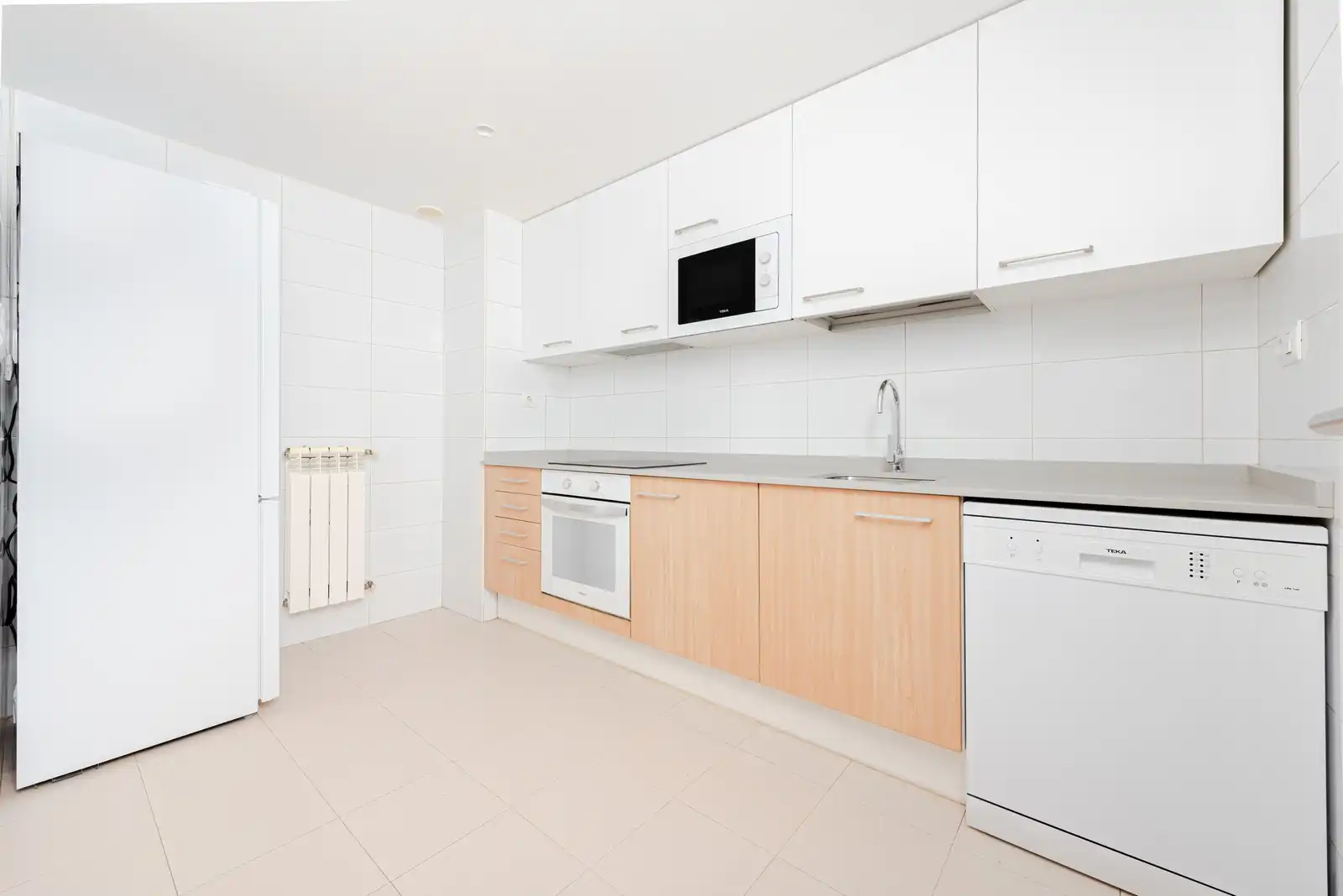 Küche von Wohnung zur Miete in Móstoles mit Abstellraum