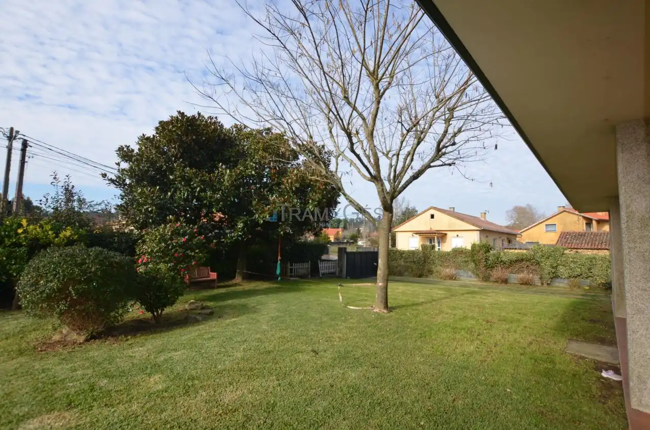 Jardín de Casa o chalet en venta en Tomiño con Calefacción, Jardín privado y Terraza