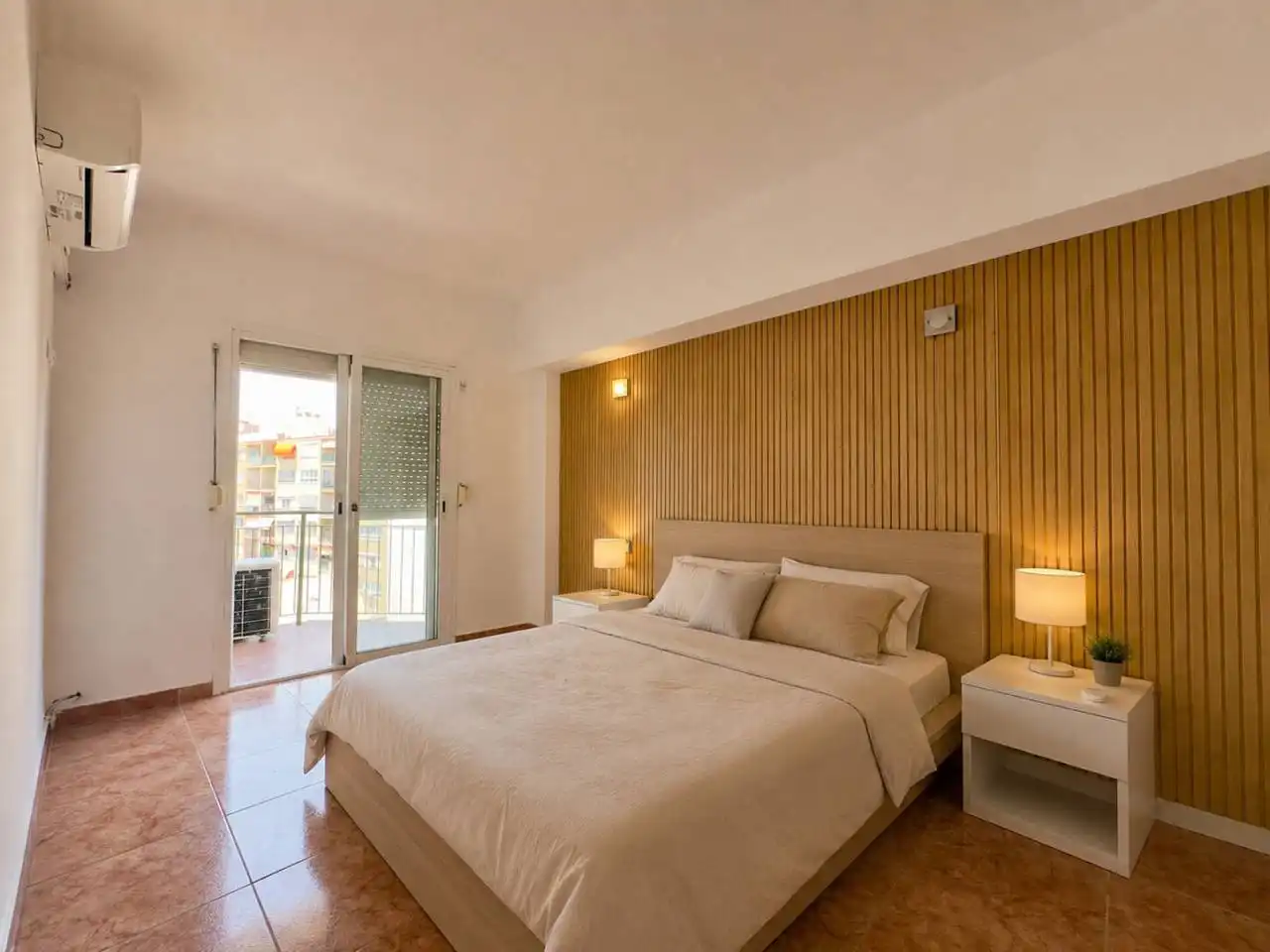 Schlafzimmer von Wohnung zum Verkauf in  Palma de Mallorca mit Klimaanlage, Heizung und Balkon