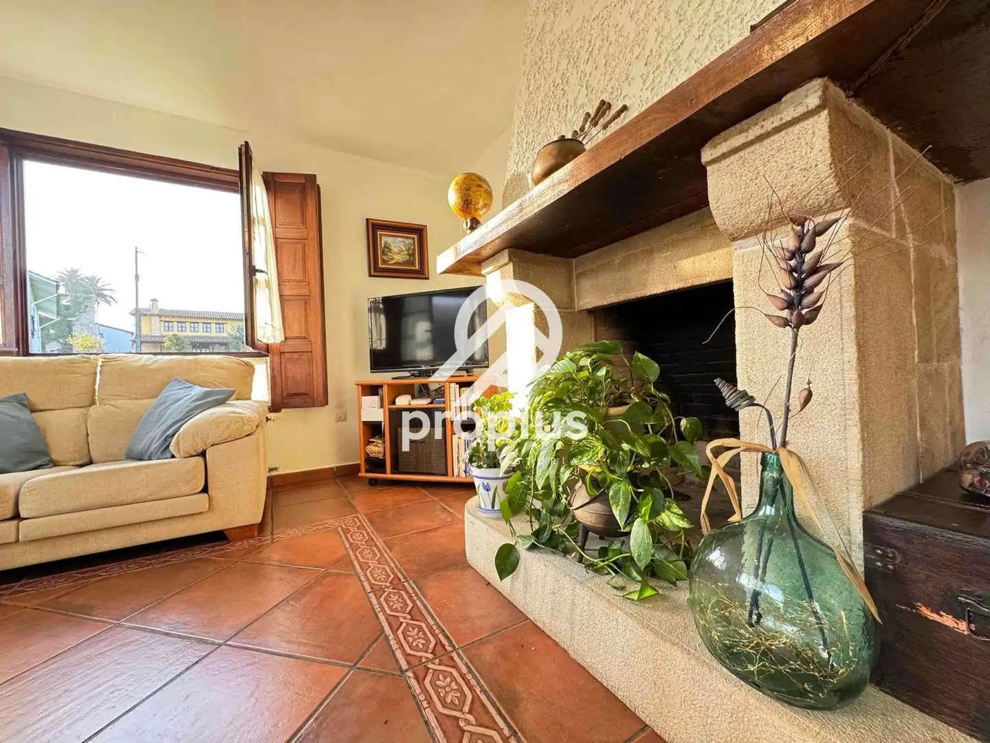 Living room of Houses for sale in Ribadedeva  with Heating, Private garden and Terrace