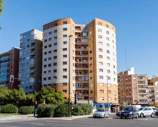 Vista exterior de Pis en venda en  Zaragoza Capital amb Balcó