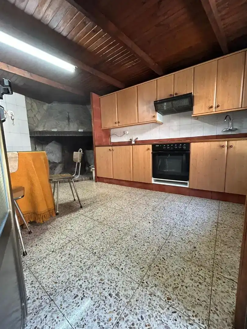 Cuina de Finca rústica en venda en Fuente Encalada amb Moblat