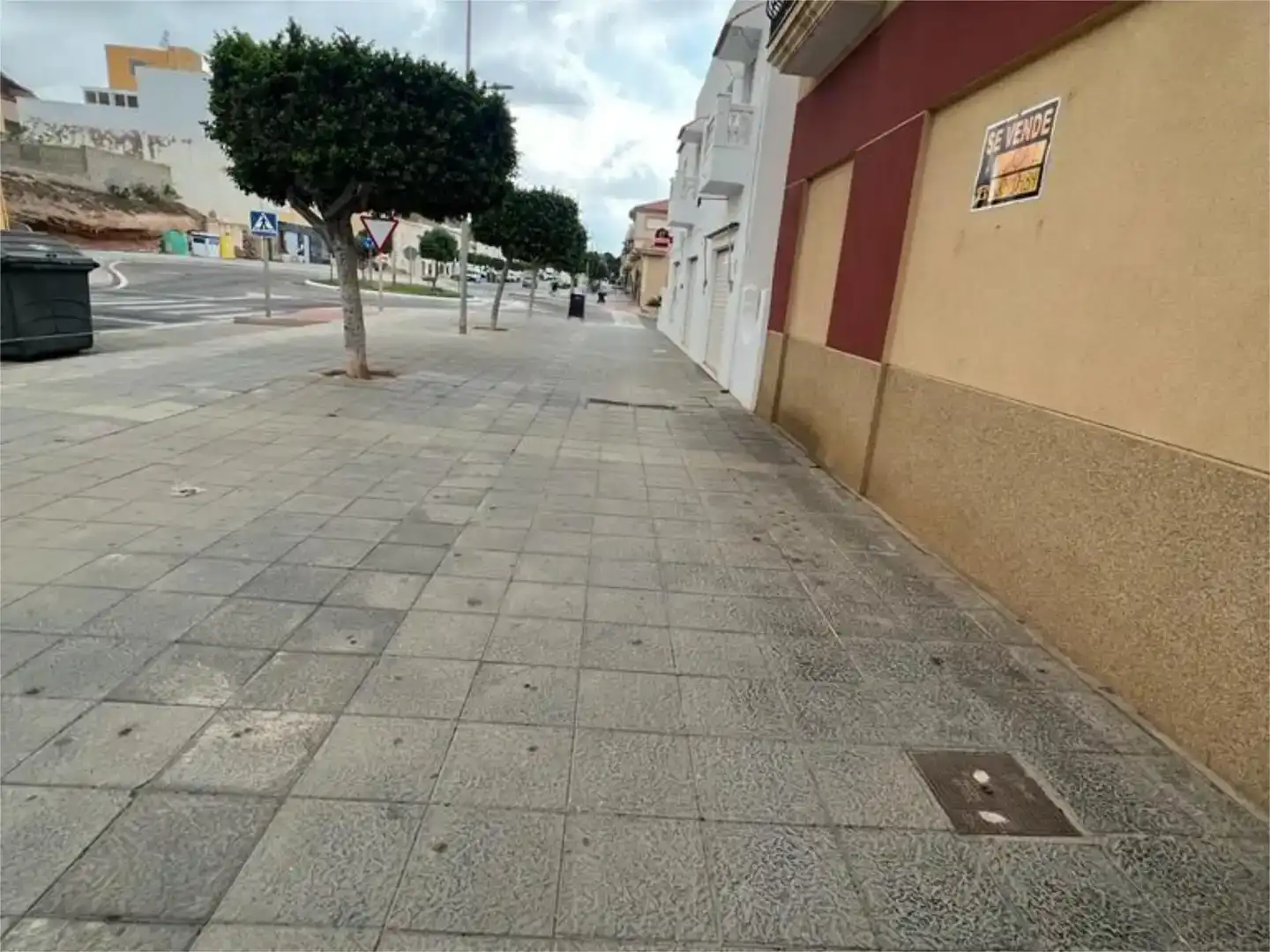Vista exterior de Local de lloguer en Balanegra