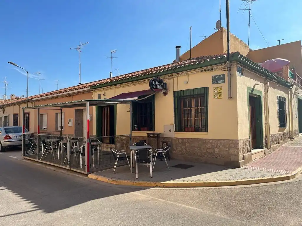 Locale commerciale in vendita a Almansa