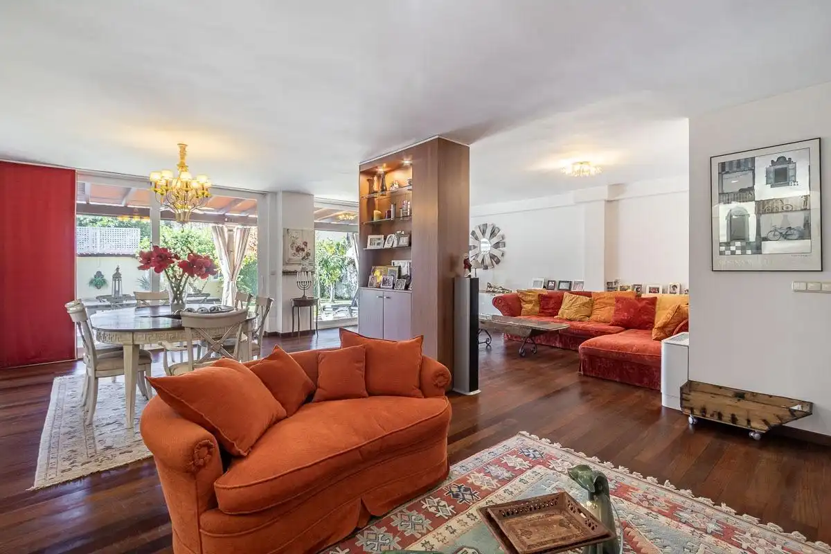 Casa con terraza en venta en Genil, imagen 6