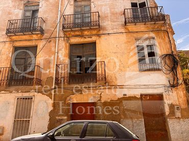 Piso en venta en Plaça de Baix