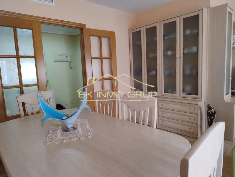 Flat with terrace for sale in Carrer de València, imagen 4