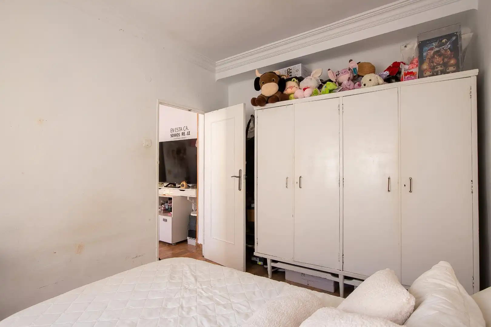 Bedroom of Flat for sale in  Pamplona / Iruña  with Heating, Terrace and Furnished