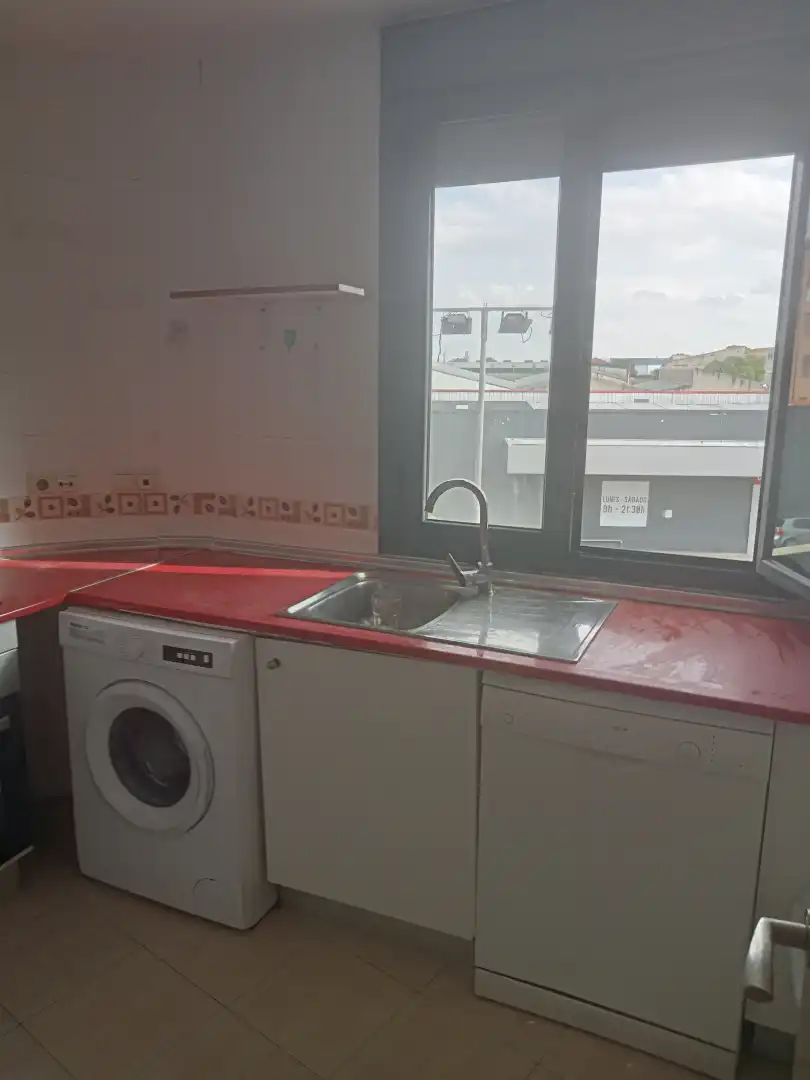 Cocina de Piso en venta en Ocaña con Calefacción, Parquet y Balcón