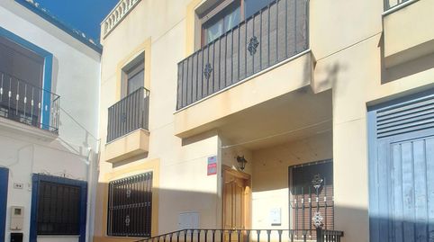 BAJO EN DALIAS