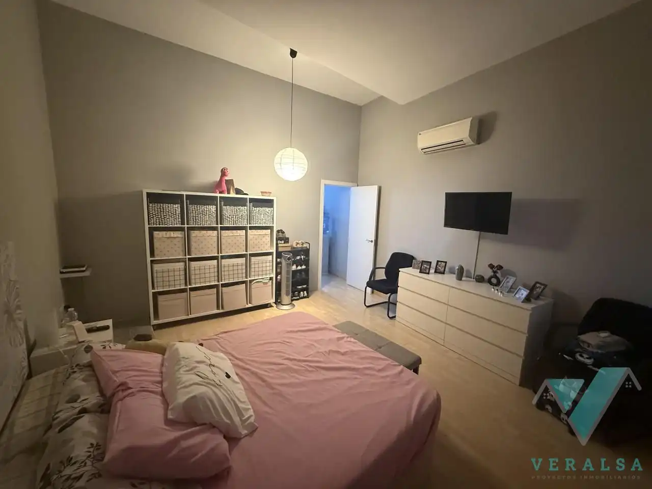 Habitación de Loft en venta en San Sebastián de los Reyes con Aire acondicionado