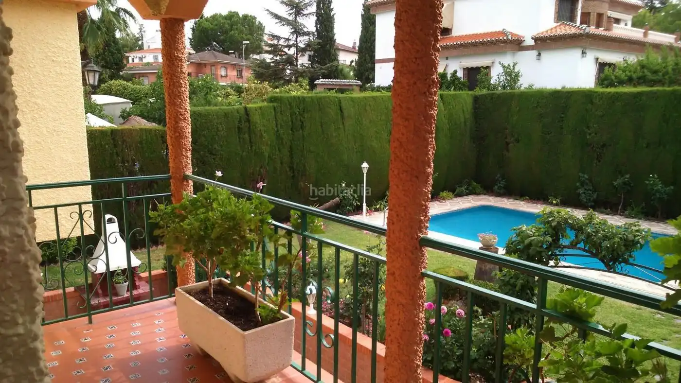 House with garden for sale in Calle Álamos 6, imagen 2