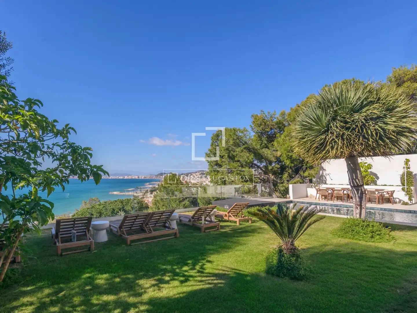 Jardí de Casa o xalet en venda en Málaga amb Aire condicionat, Jardí privat i Traster