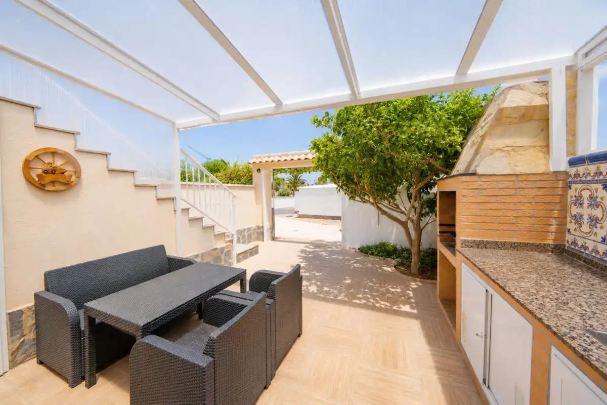 Terraza de Casa adosada en venta en Torrevieja con Calefacción