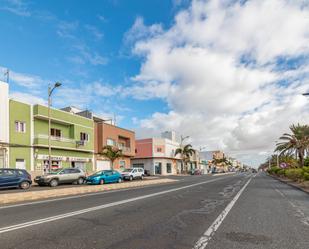 Vista exterior de Casa o xalet en venda en Agüimes amb Terrassa