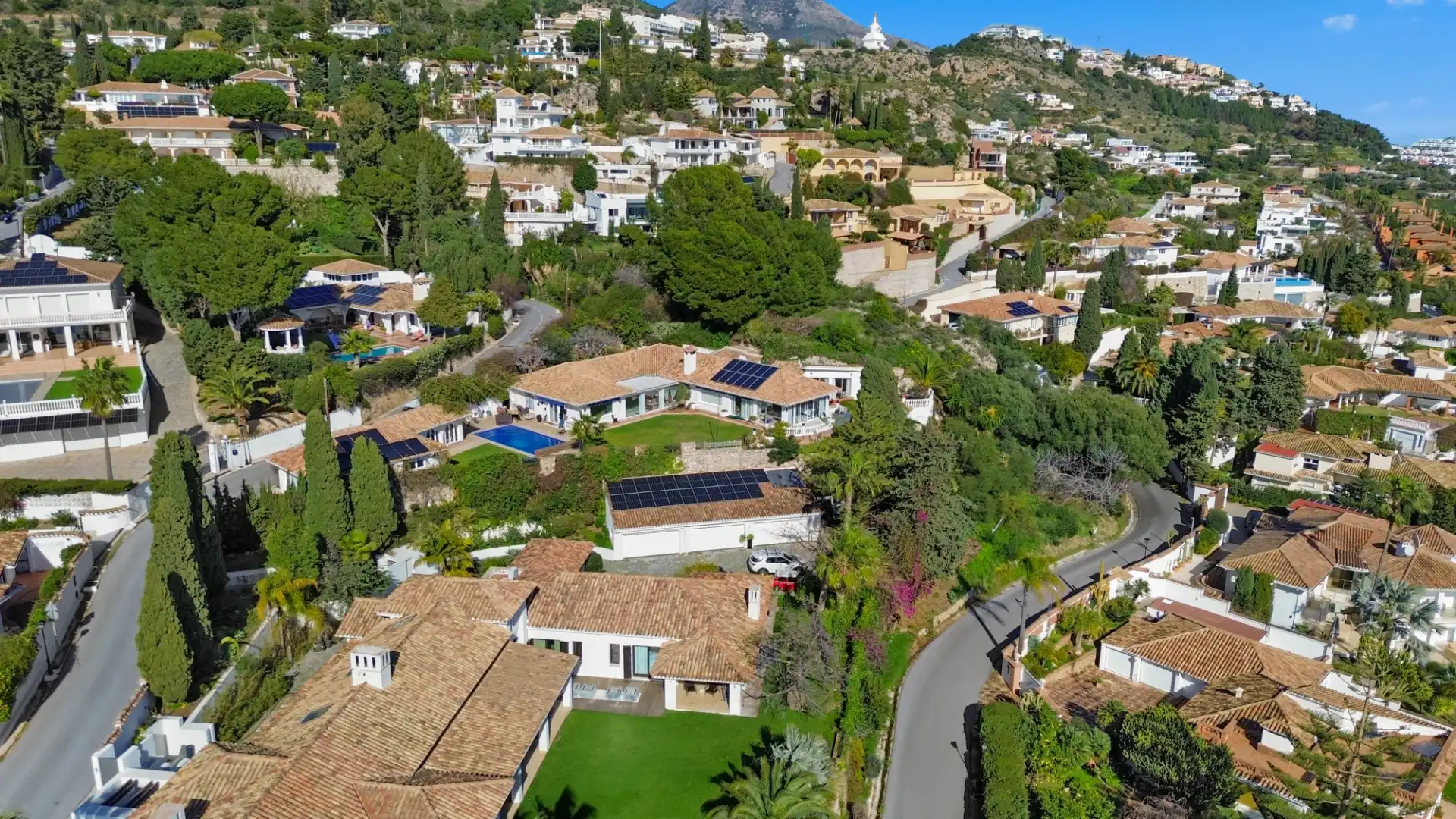 Vista exterior de Casa o chalet en venta en Benalmádena con Aire acondicionado, Jardín privado y Terraza