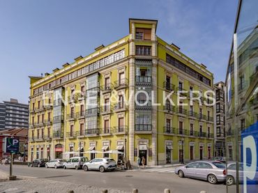 Pis amb balcó en venda a Calle Covadonga