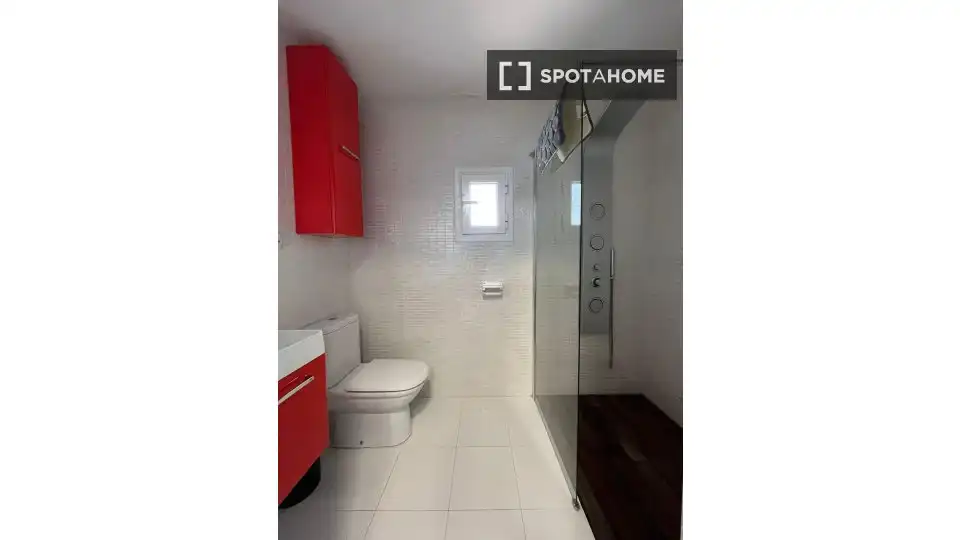 Bany de Pis de lloguer en Centre