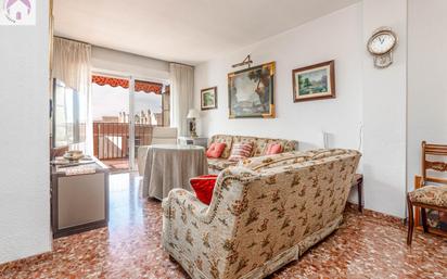 Living room of Attic for sale in  Granada Capital  with Air Conditioner, Heating and Private garden