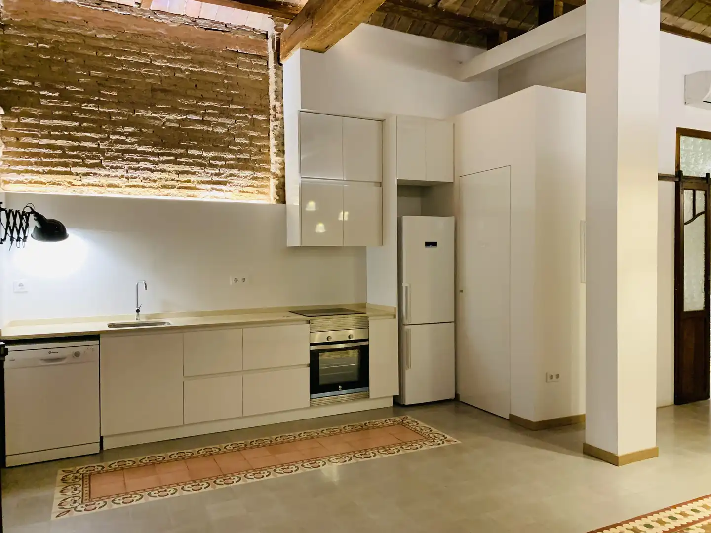 Küche von Wohnung zur Miete in Valencia mit Klimaanlage, Heizung und Balkon