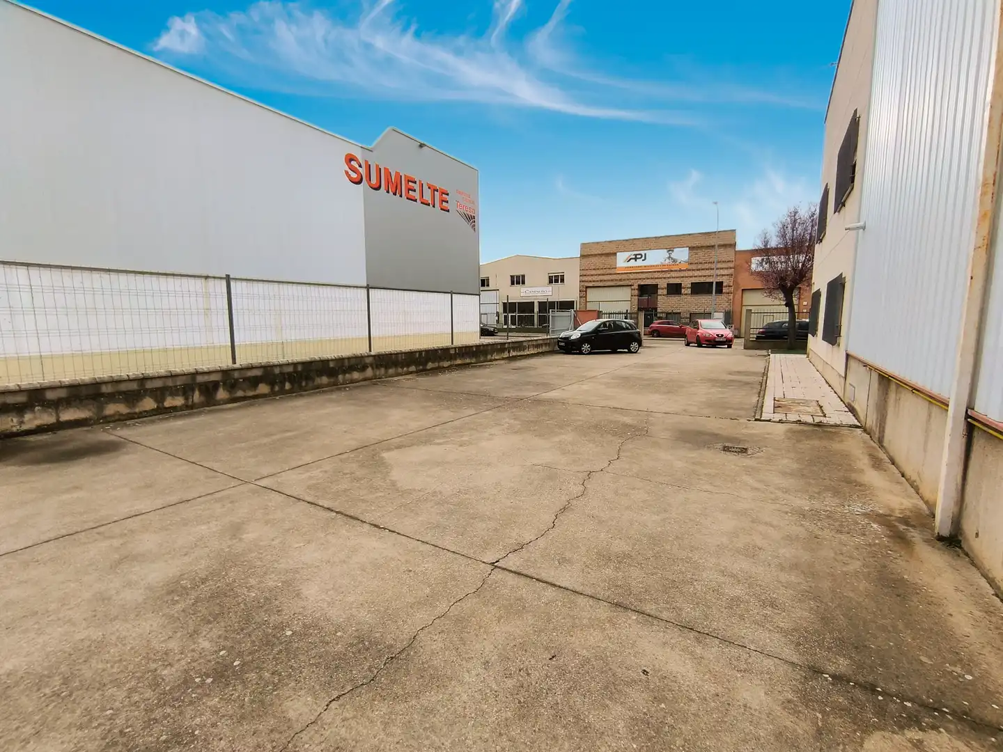 Exterior view of Industrial buildings for sale in Palencia  with Heating and Alarm