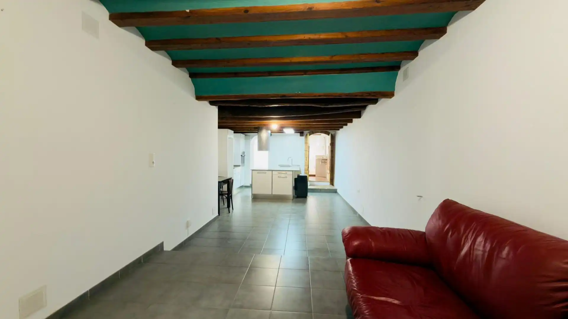 Piso en venta en Vilanova i la Geltrú con Terraza, Amueblado y Balcón