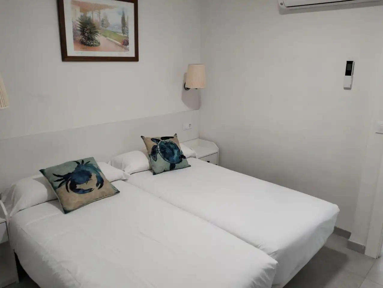 Bedroom of Flat for rent in Almuñécar  with Air Conditioner, Terrace and Furnished