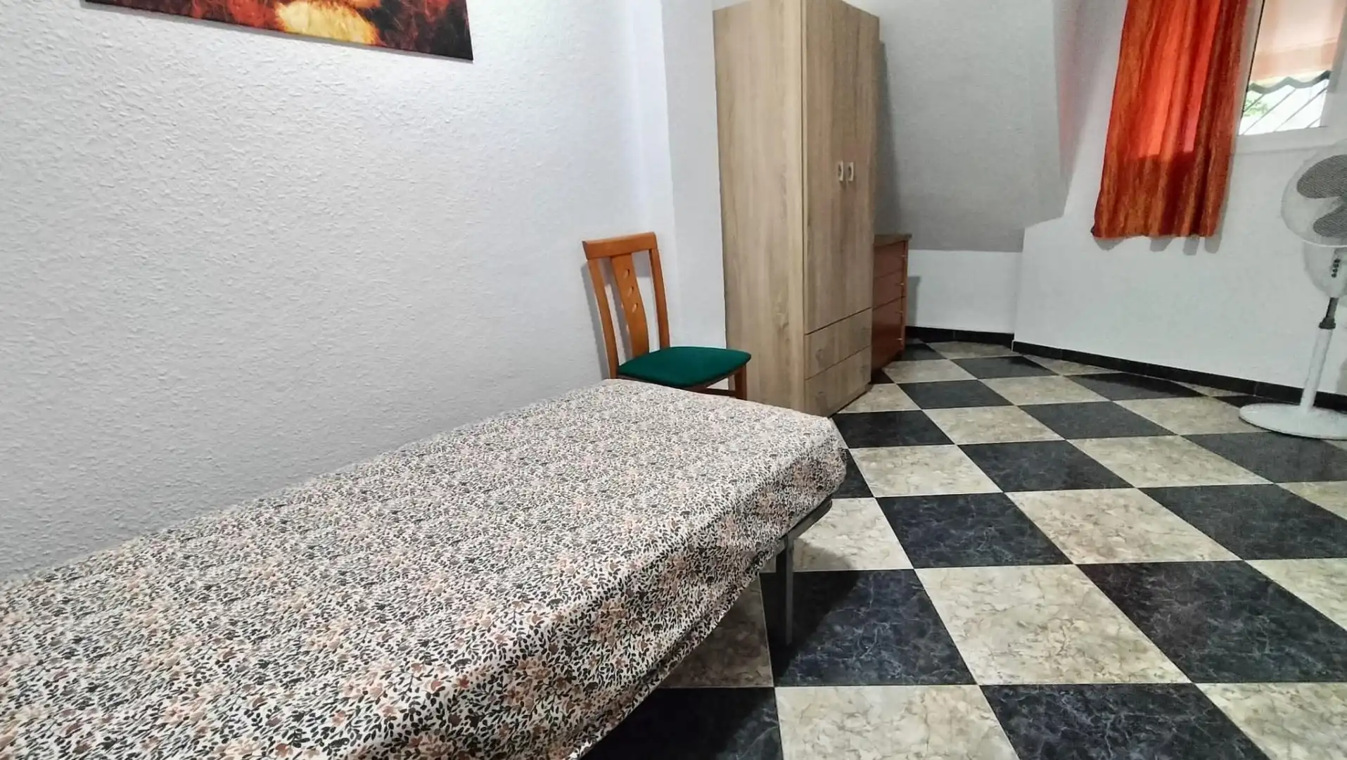 Habitación de Piso para compartir en Málaga con Aire acondicionado, Calefacción y Terraza
