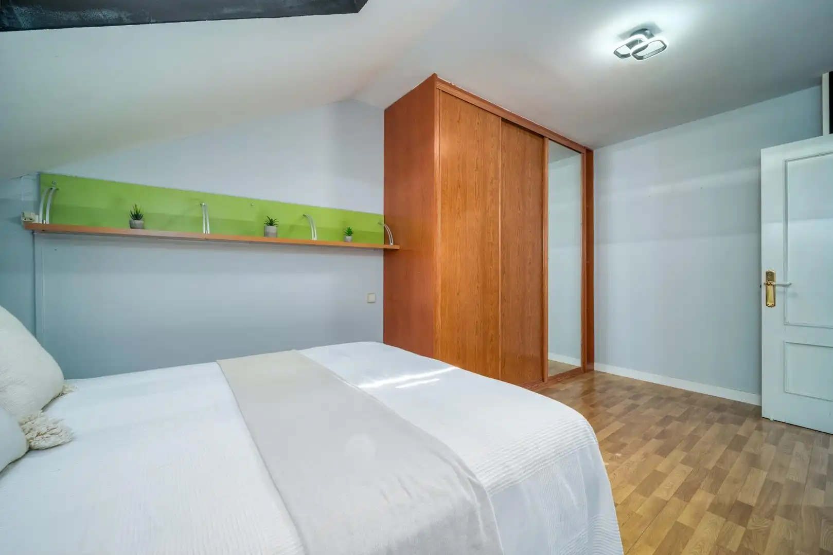 Habitación de Casa adosada en venta en Meco con Calefacción