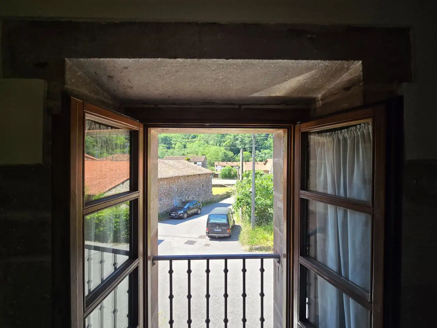 Balcony of Houses for sale in Valdáliga  with Heating and Private garden