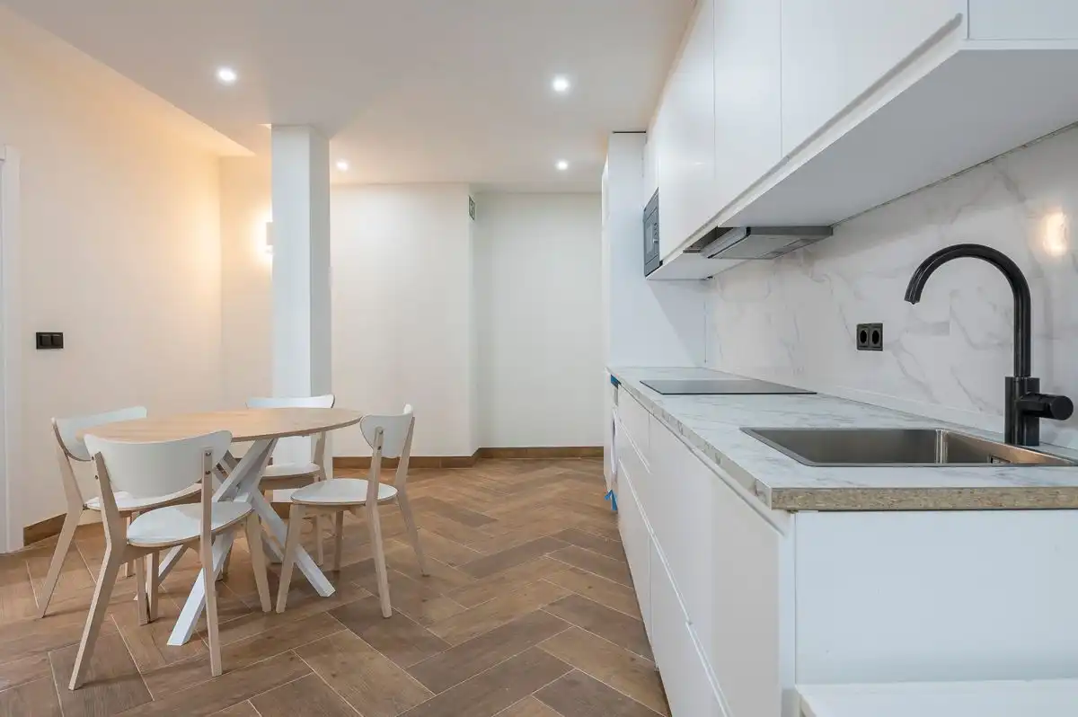 Küche von Loft zum Verkauf in Madrid mit Klimaanlage, Heizung und Möbliert