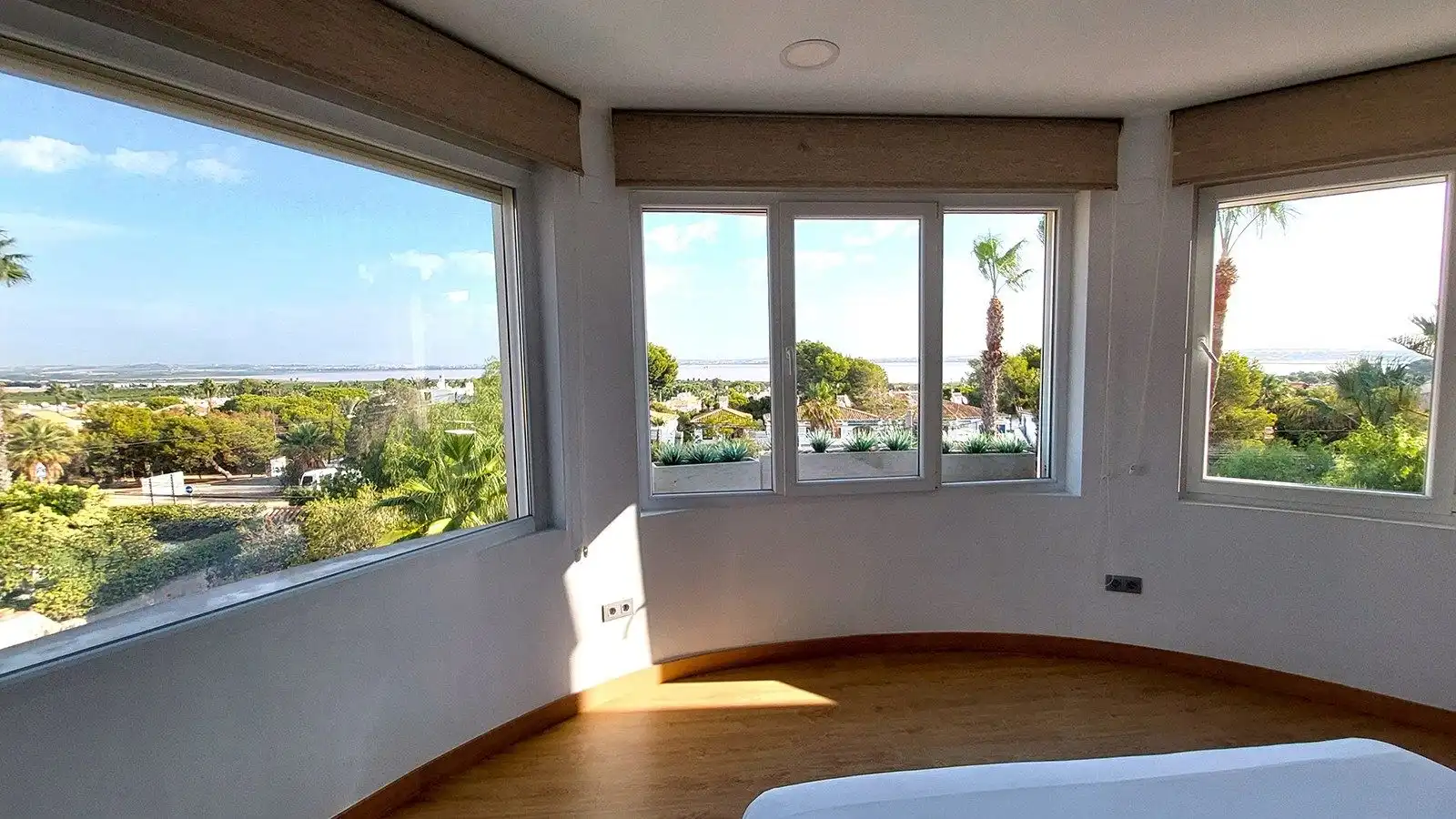 Chalet con piscina en venta en Los Balcones - Los Altos, imagen 26
