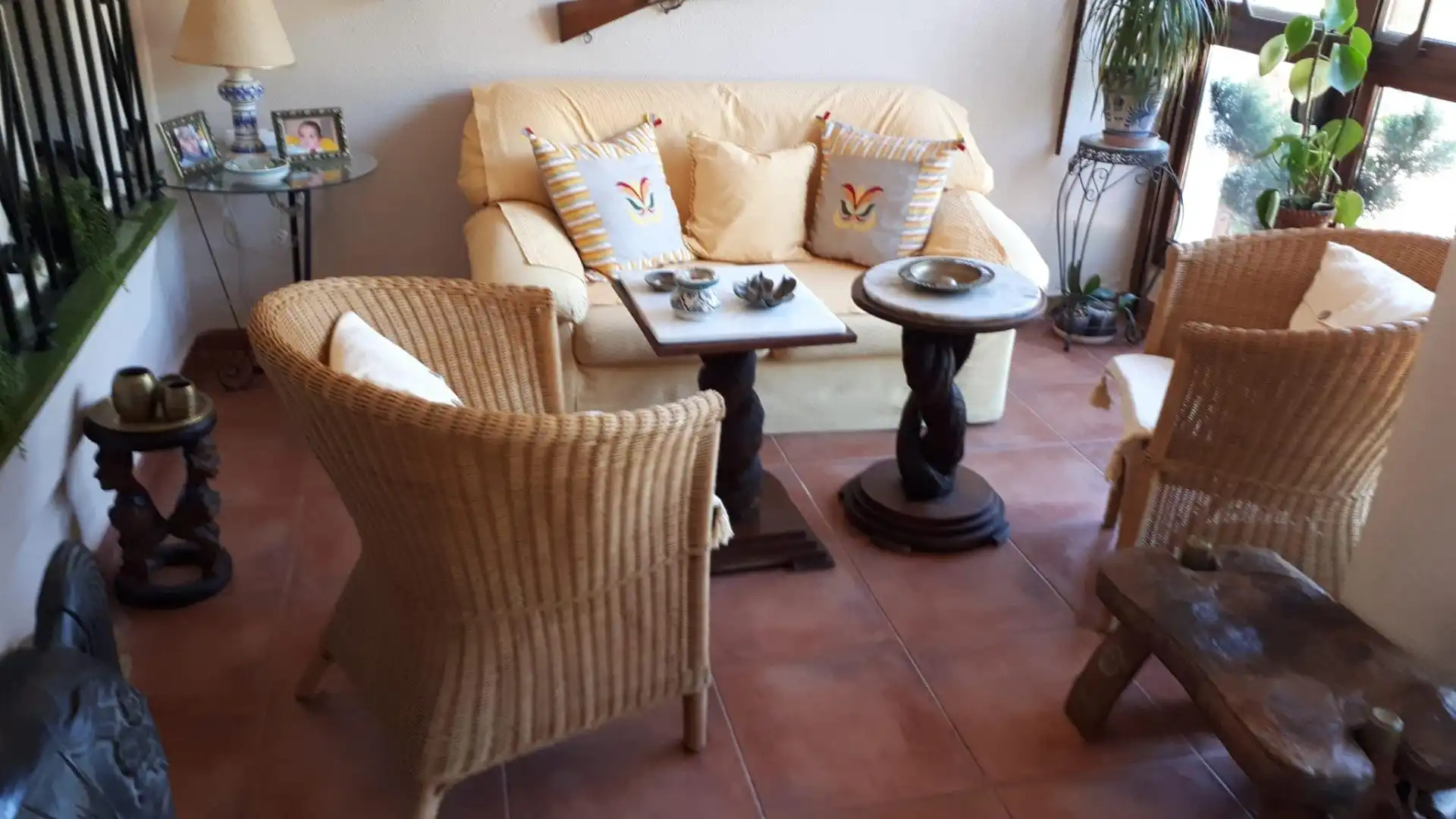 Sala d'estar de Casa o xalet en venda en Chiclana de la Frontera amb Calefacció, Jardí privat i Traster
