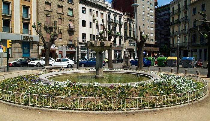Vista exterior de Pis en venda en Girona Capital amb Calefacció i Balcó