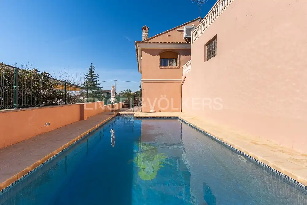 Piscina de Casa o chalet en venta en Náquera con Aire acondicionado, Calefacción y Jardín privado