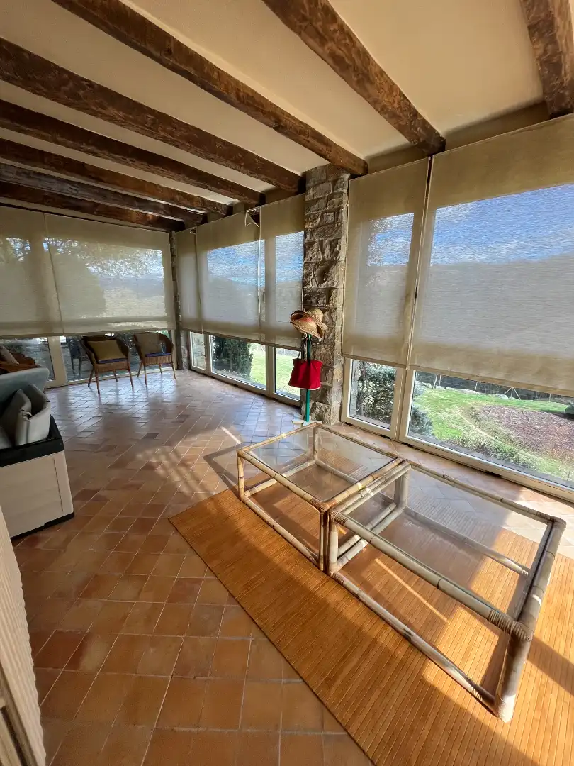 Jardí de Finca rústica en venda en Sant Joan Les Fonts amb Aire condicionat, Calefacció i Jardí privat