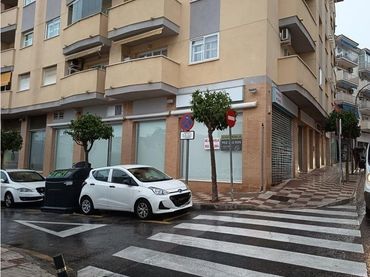 Local comercial en venda a Avenida Inmaculada Concepción